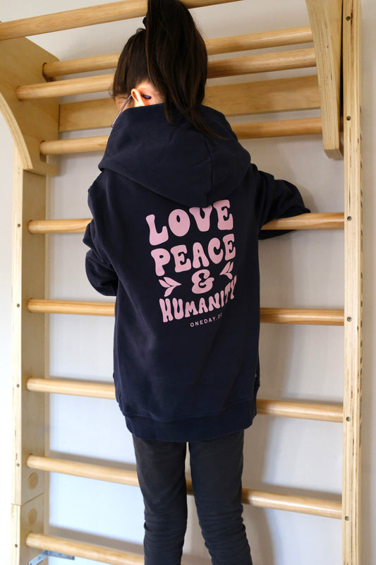 Kinder Hoodie "LOVE PEACE & HUMANITY"