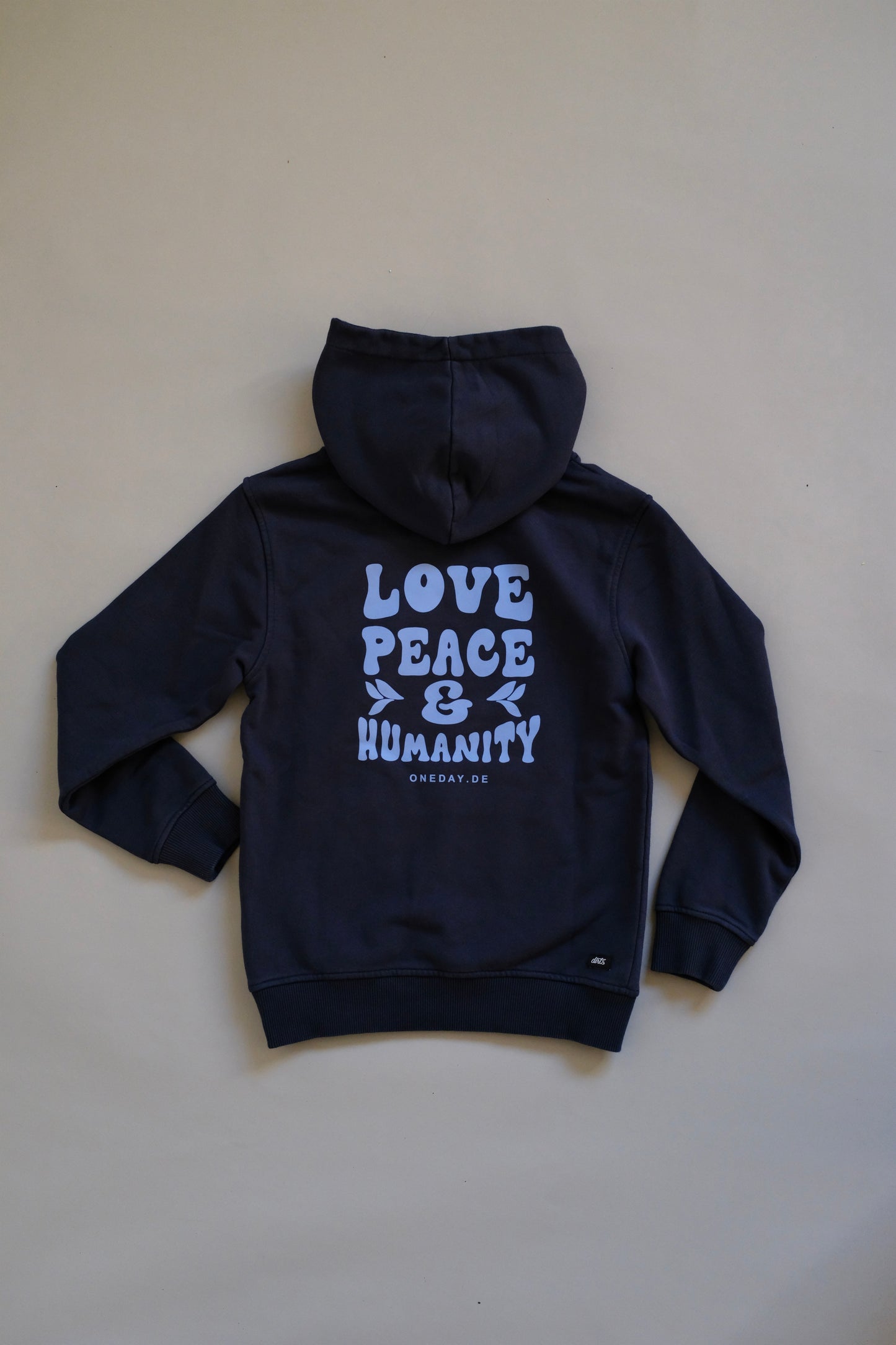 Kinder Hoodie "LOVE PEACE & HUMANITY"