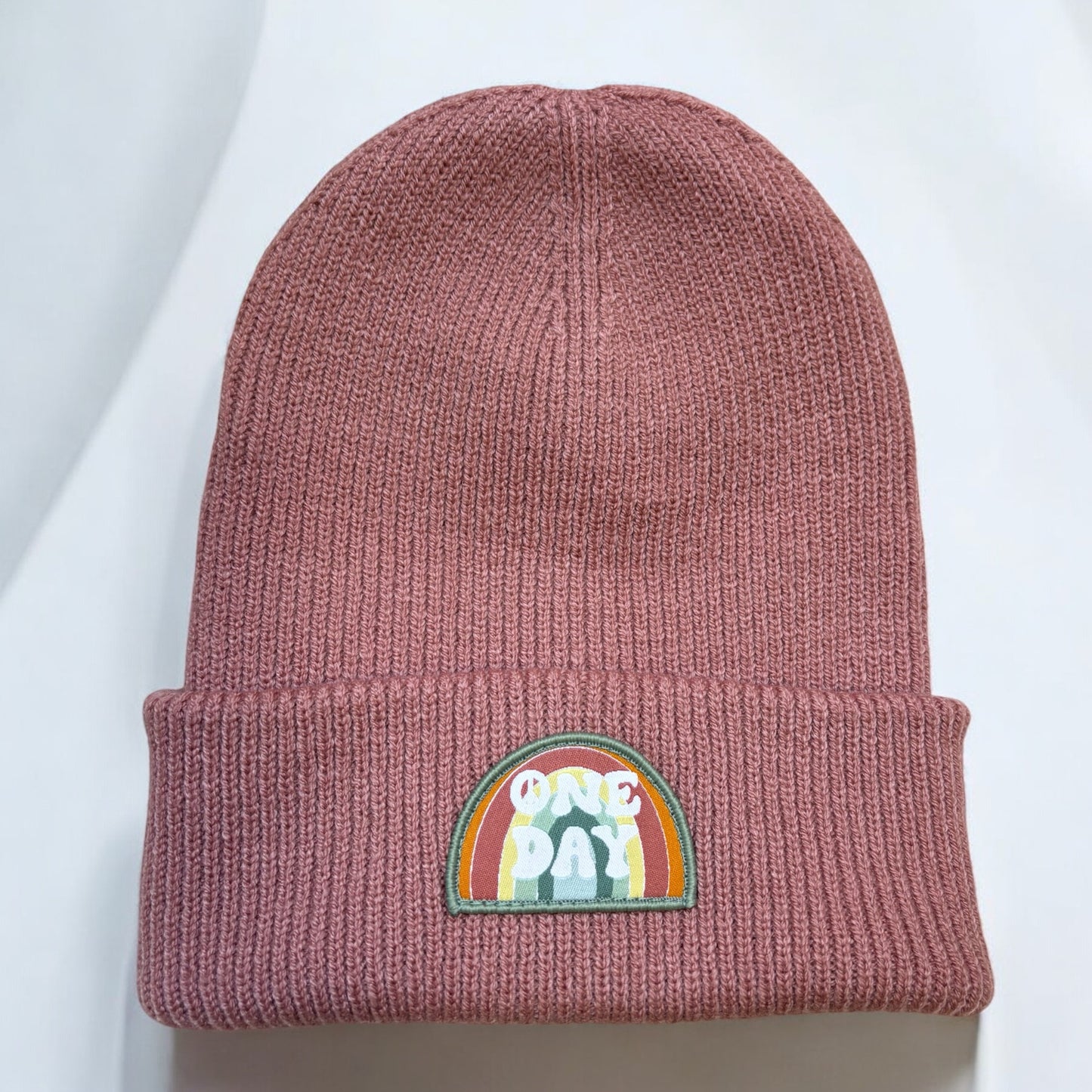 Classic fit Beanie „Rainbow ONE DAY"